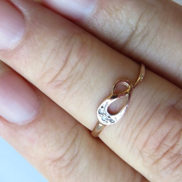 Elegant Twisted 14K Rose Gold CZ Ring. Size 7.25 - Picture 12 of 15